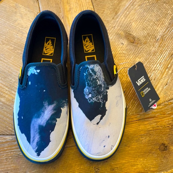 Vans Shoes - Vans new National Geographic side 8.5 women